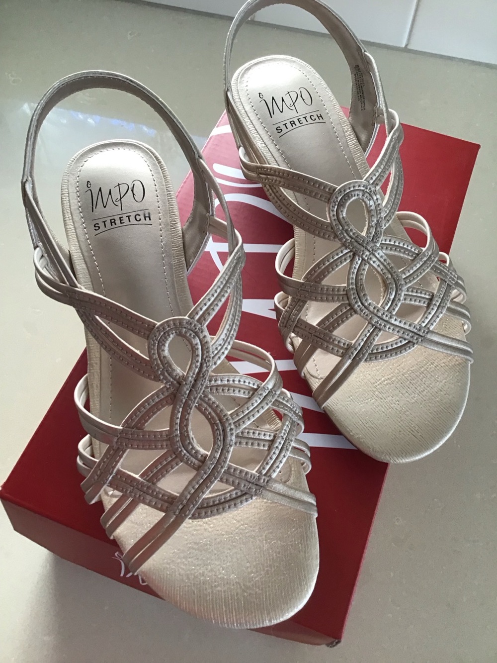 Creamy Metallic Silver Sandals